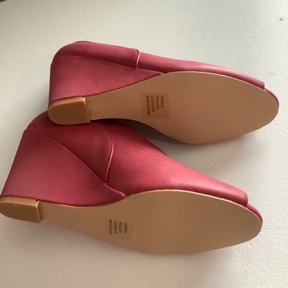 Women shoes - Picture 2 of 7